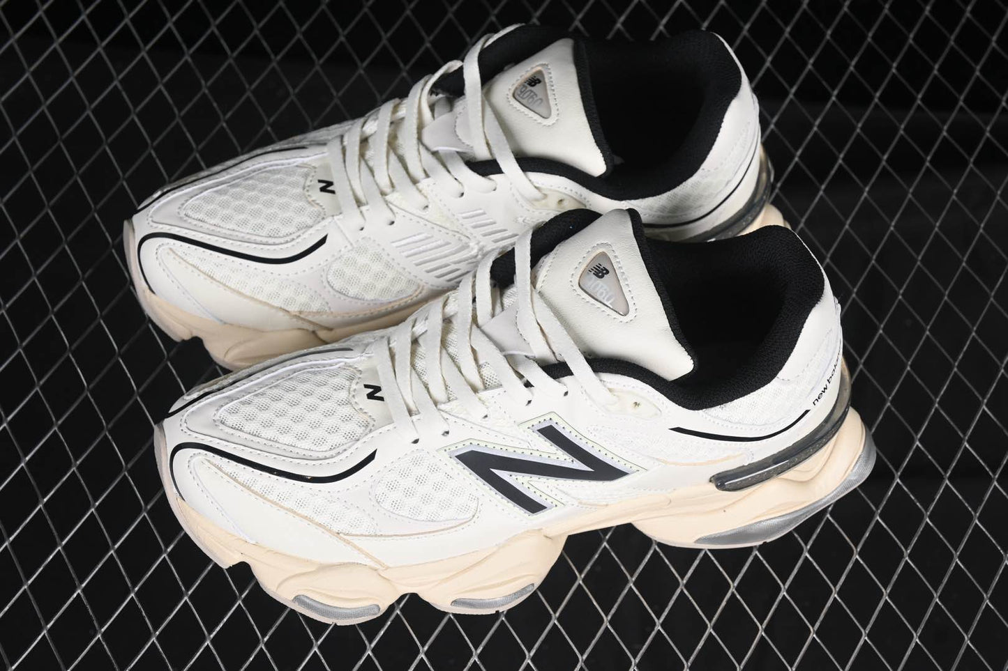 NB 9060 Cream