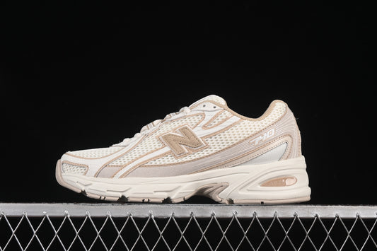NB 740 Beige